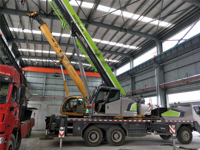 昭平县高空车出租需要注意哪些安全事项？