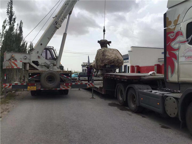 昭平县狭窄场地（如小区、车间）适合用哪种吊车？